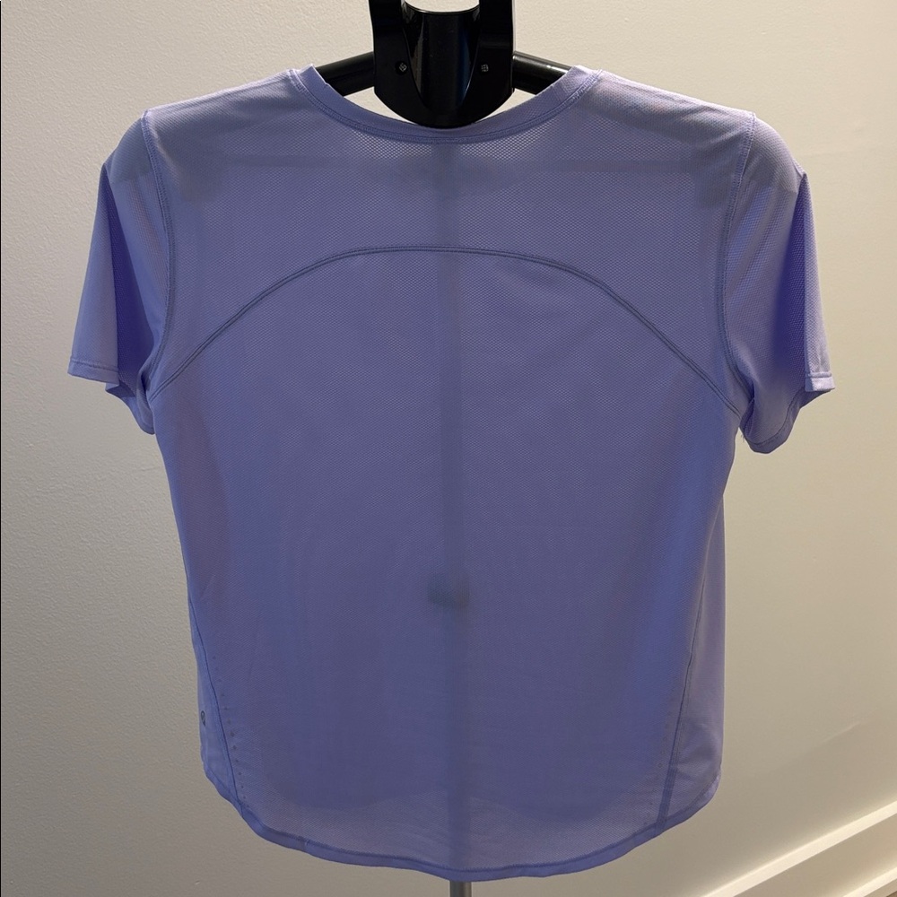 Lululemon High Neck Running and Training T-Shirt ~ M/L ~ Lilac - Picture 5 of 9